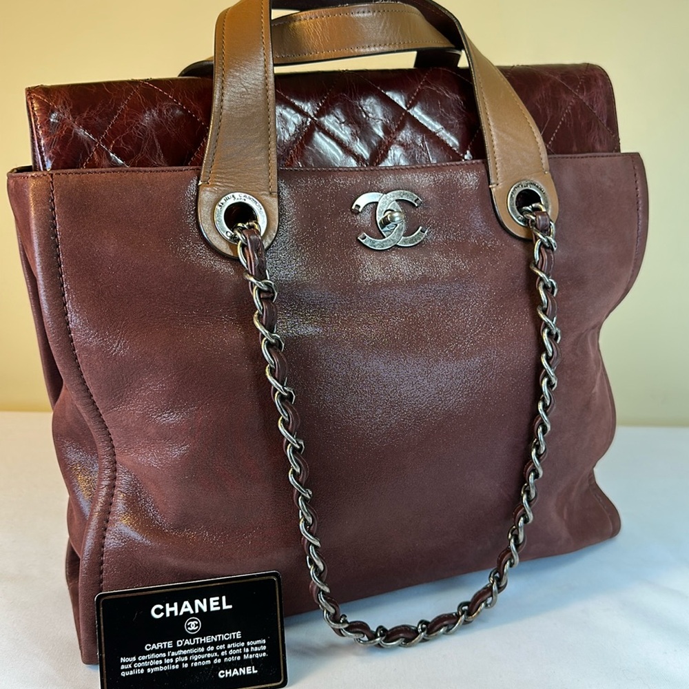 CHANEL In The Mix Portobello Burgundy Iridescent Calfskin Card #14 2010